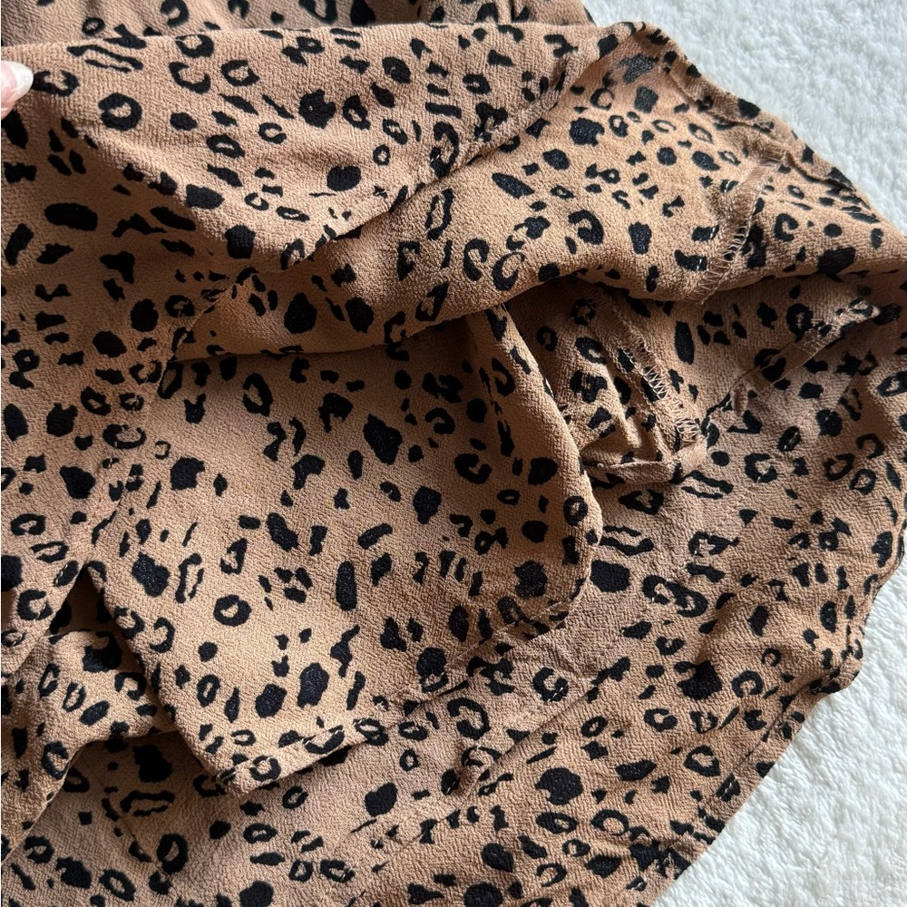 Reformation Leopard Print Skirt - Picture 4 of 9